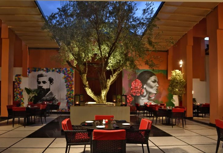 24_Marcelona_Restaurant.jpg