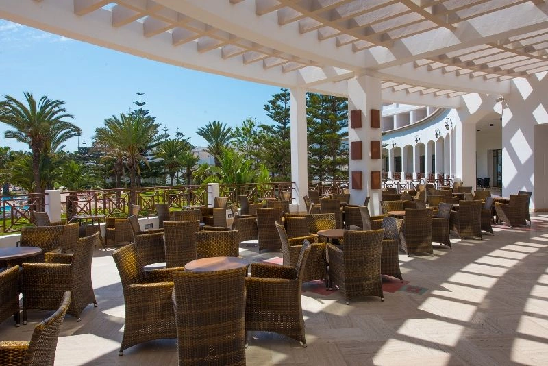 50_IBSTAR_FOB_IB_BARS_LOBBY_D1805_004_(800x534).jpg