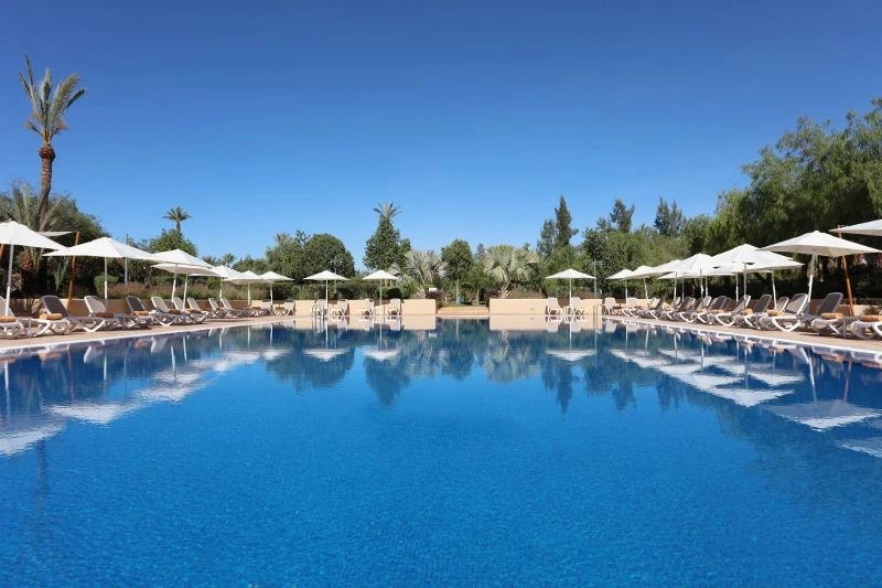 IBSTAR_PMK_IB_POOL_MAIN_D1705_092_(800x533).jpg