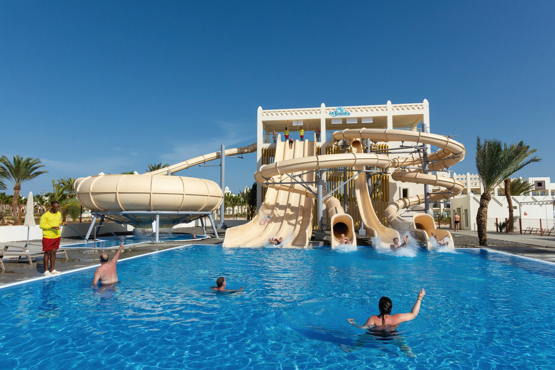 KAR_22_046_-_Water_park.jpg