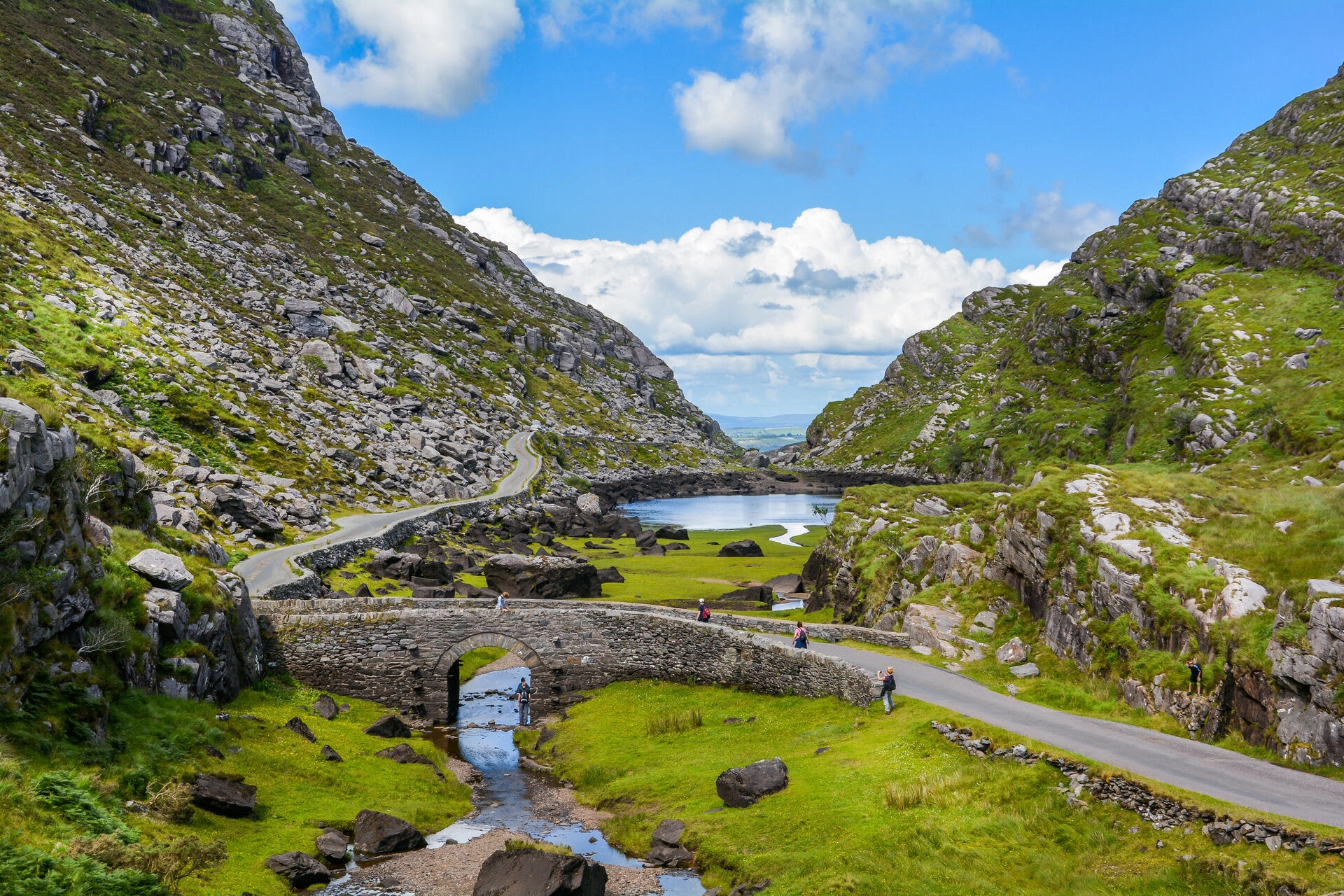 Ring_Of_Kerry_AdobeStock_119923105.jpeg