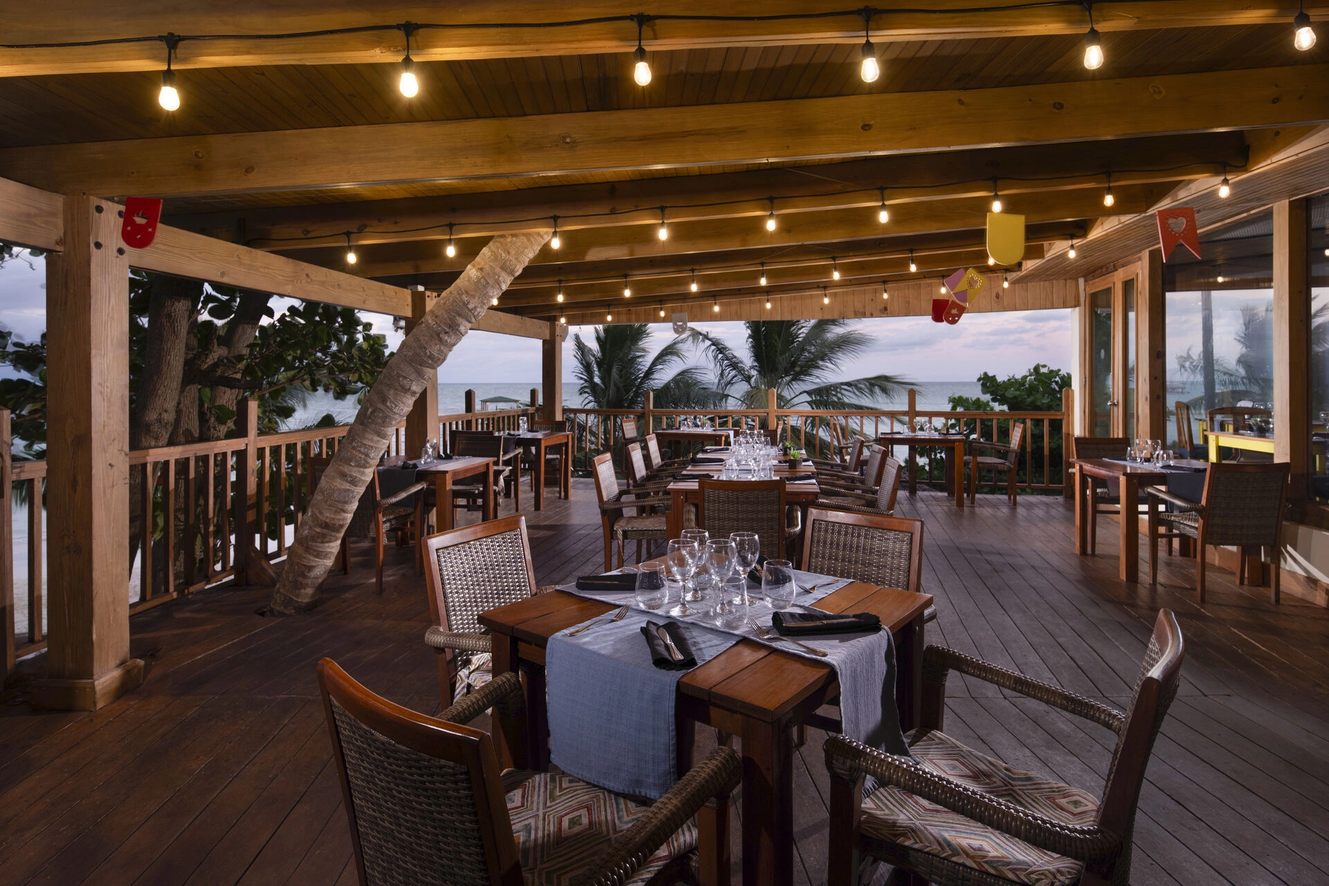 Restaurante_Alebrije_1B.jpg