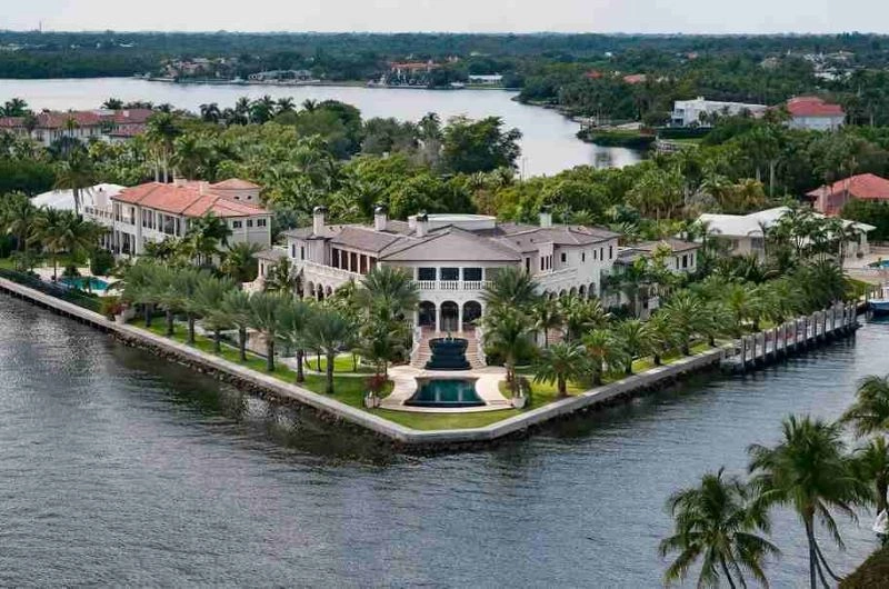J7_Miami_Coral_Gables2.jpg