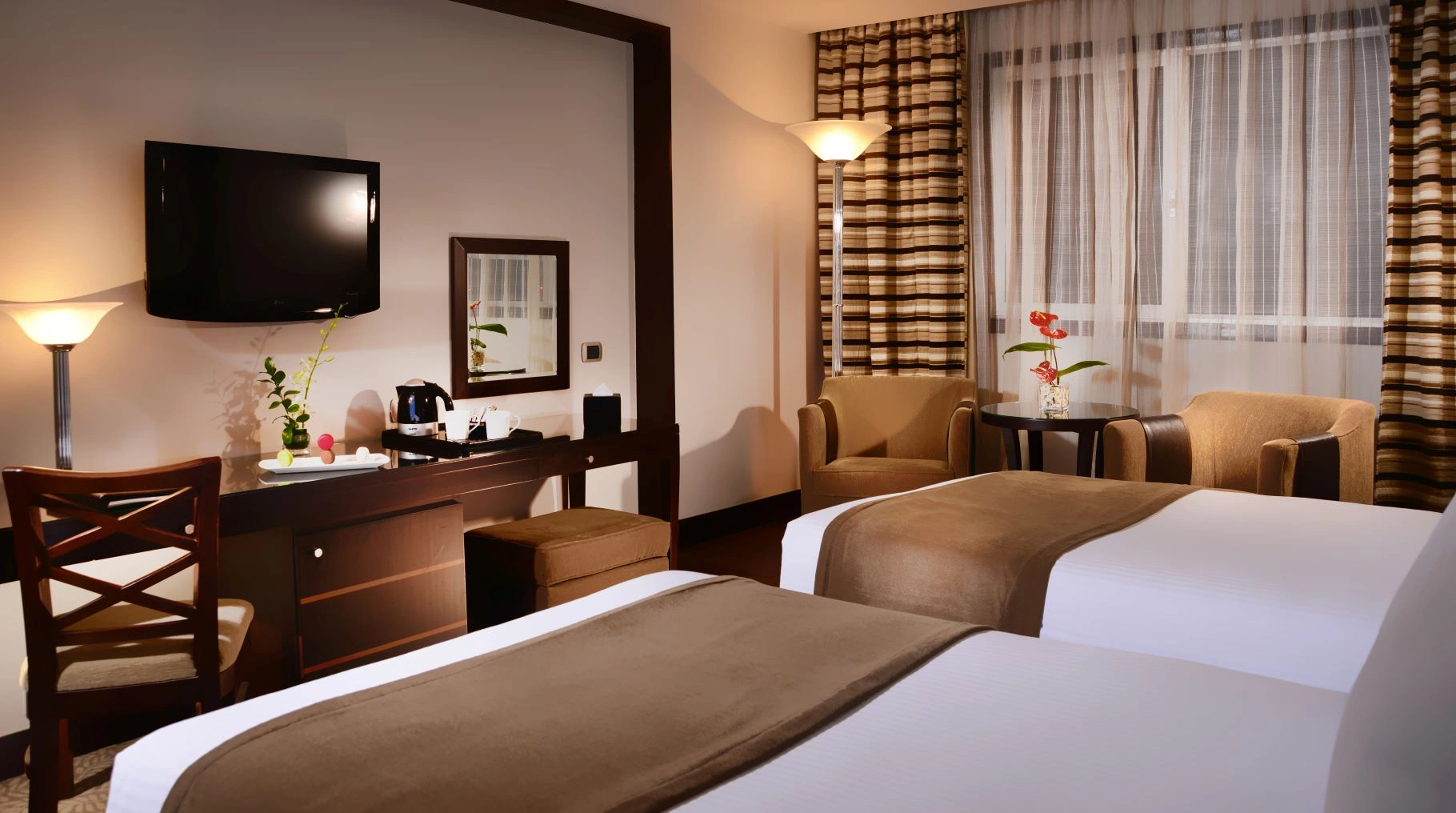 4-deluxe_room_twin.jpg