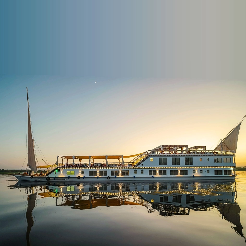 Croisière en Dahabyia sur le Nil Queen Tyi V 8J/7N