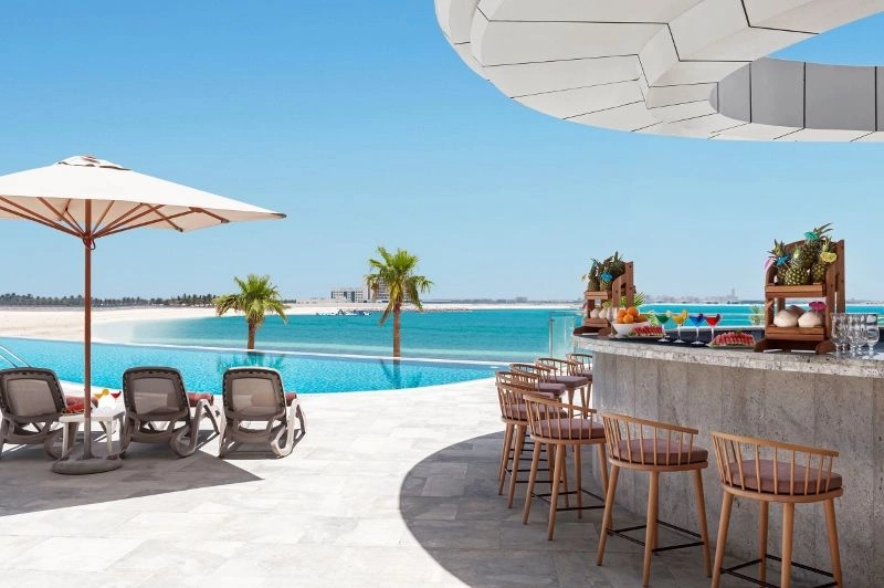 RKTMAHX_H2O_Pool_Bar_(800x532).jpg