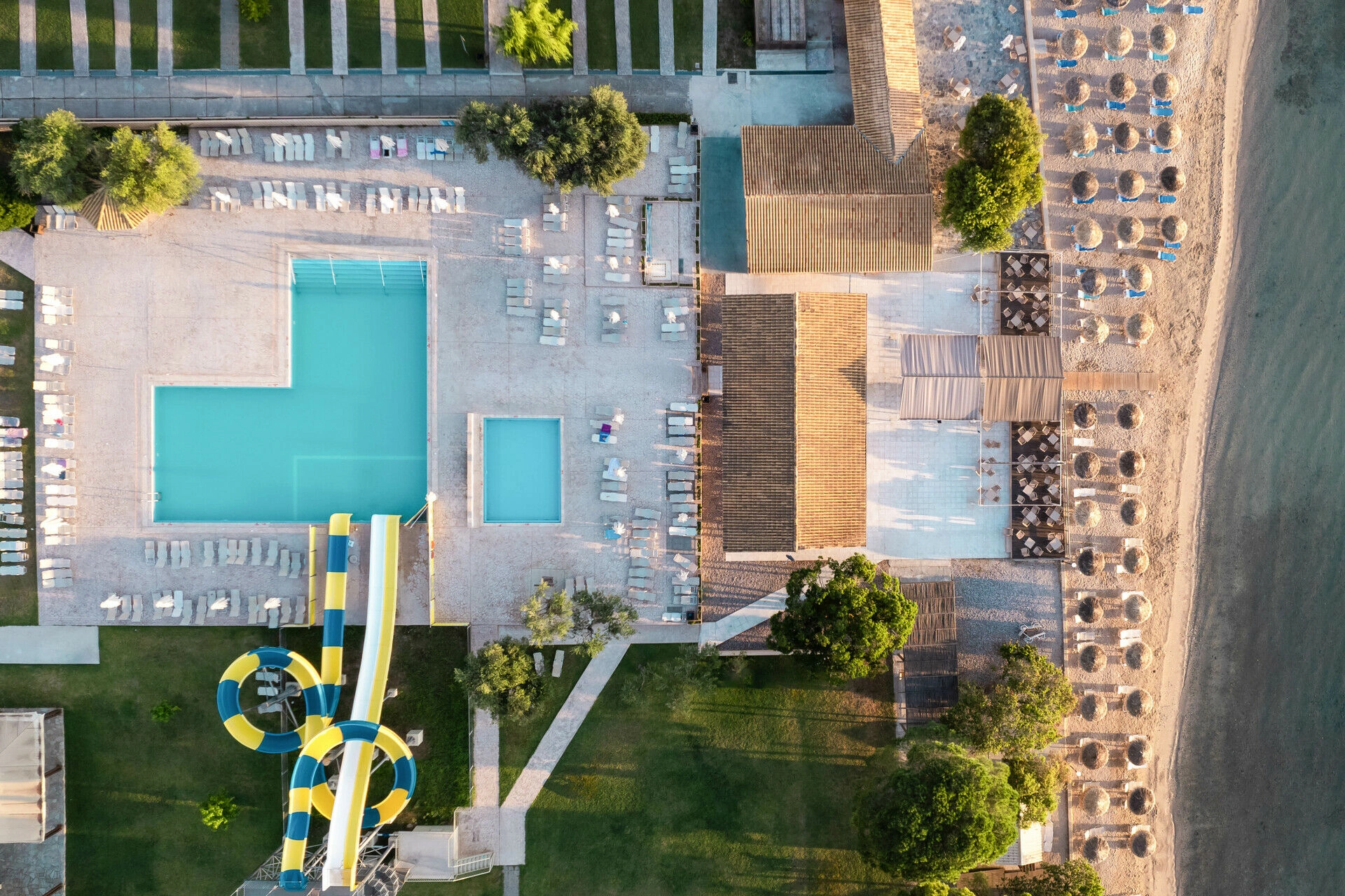 mitsis_corfu_messonghi_aerial_pool_waterslides_0188.jpg