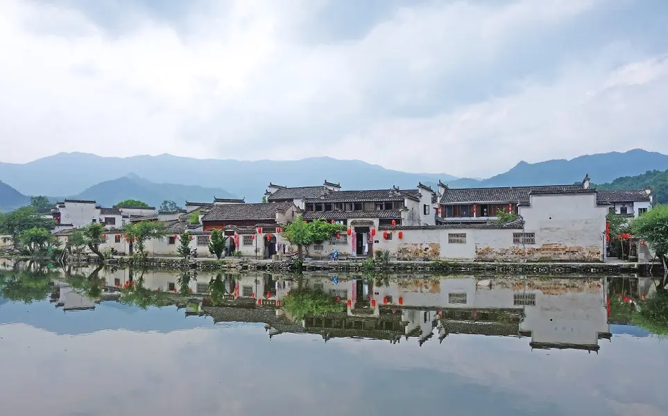 Hongcunb.jpg