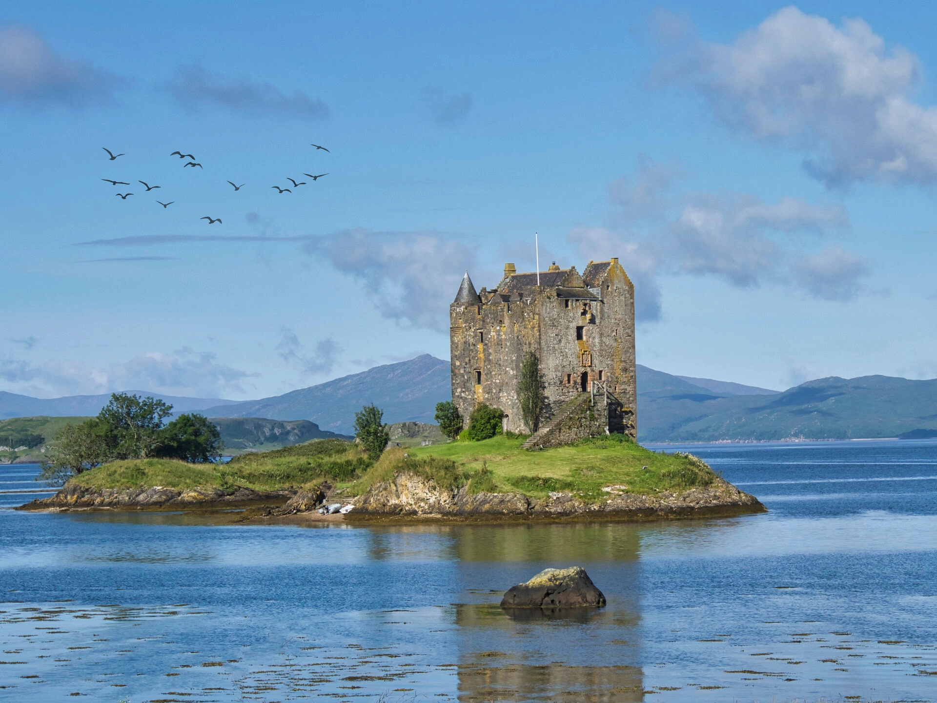 Fort_William_AdobeStock_434790587.jpeg