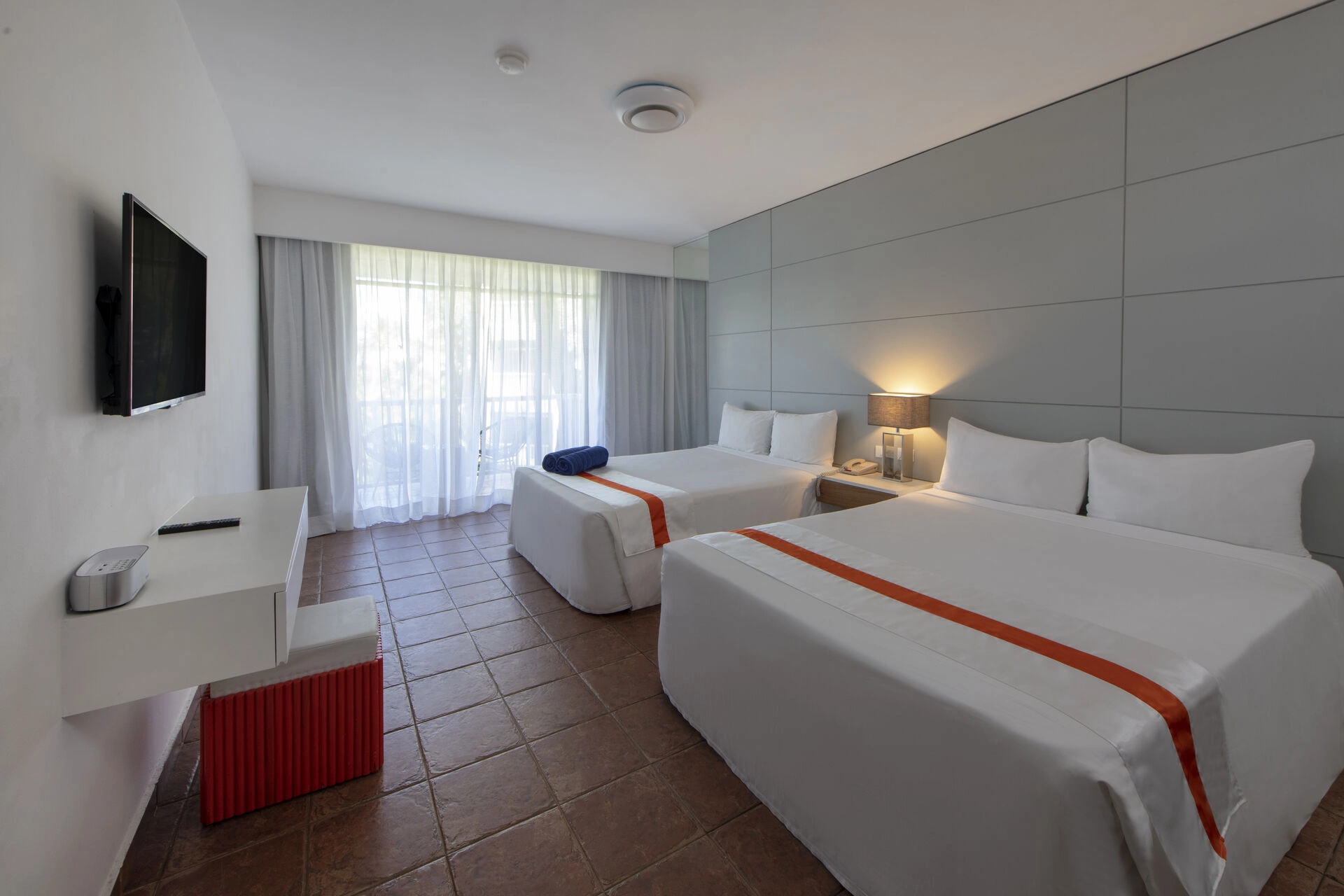 sup-room_33066607368_o.jpg
