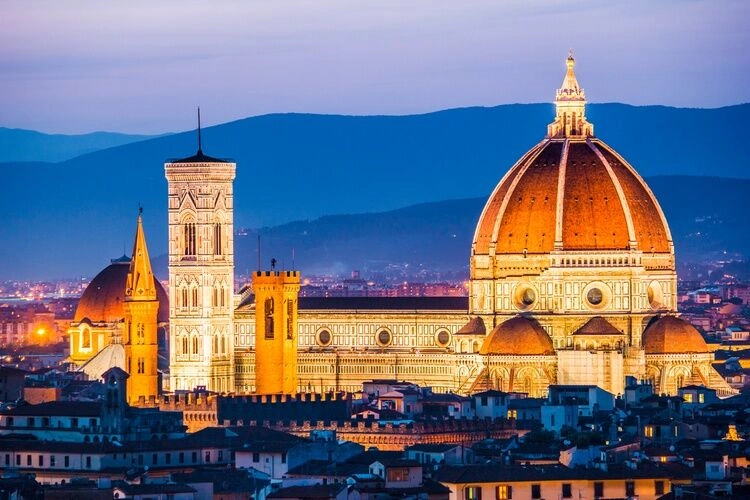 Firenze_Duomo_shutterstock_184765364_(750x500).jpg