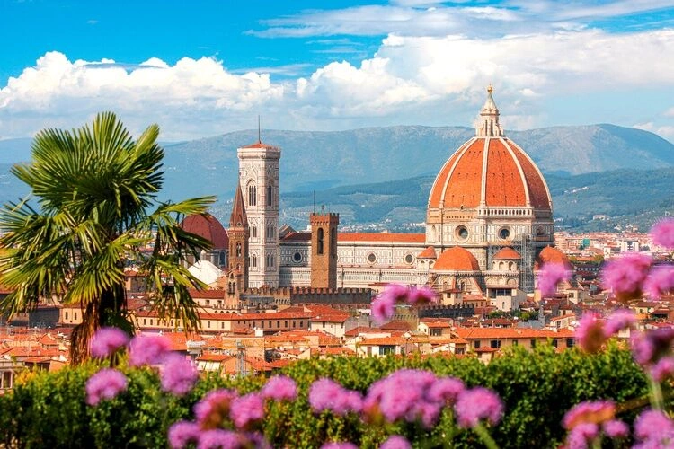 Firenze_shutterstock_73132486_(750x500).jpg