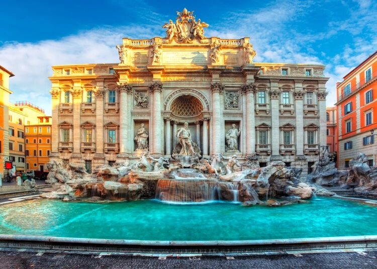 Italia_Lazio_Roma_FontanaDiTrevi_shutterstock_194861762_(750x535).jpg