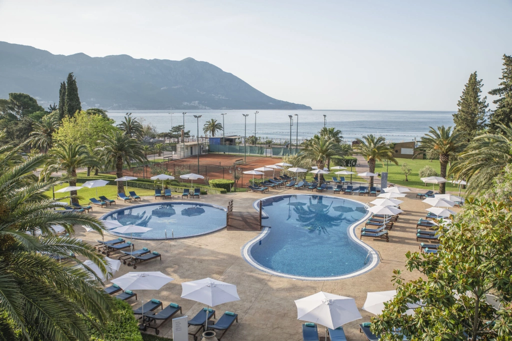 Iberostar Waves Bellevue Hotel 4*