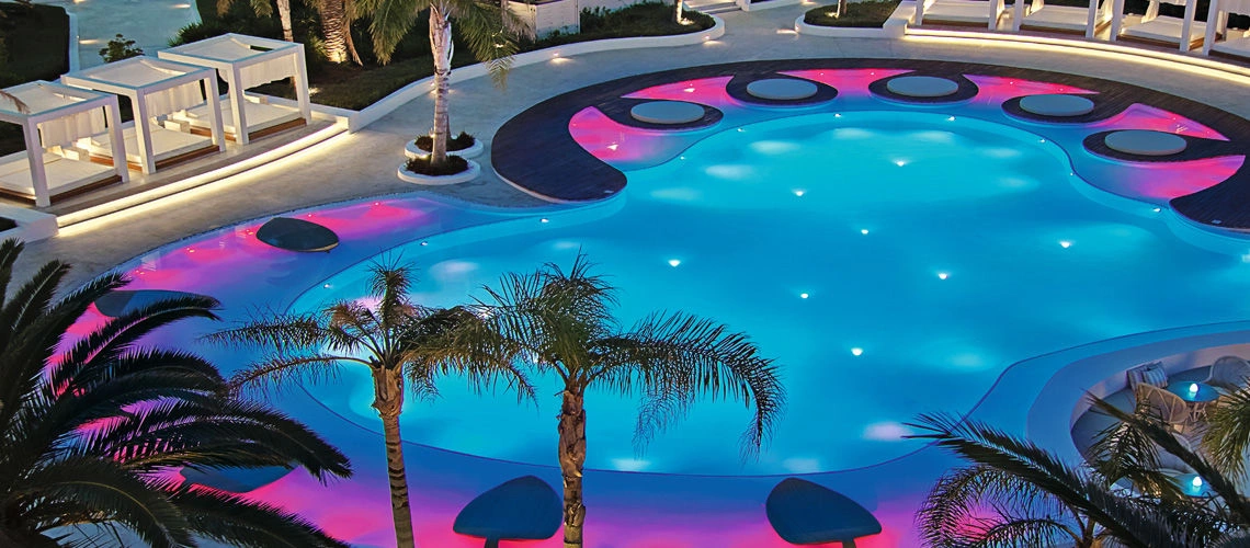09_Pool.jpg