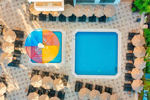 vue_868306_pgbighd.jpg