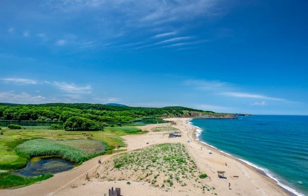 Bulgaria_sea_side.jpg