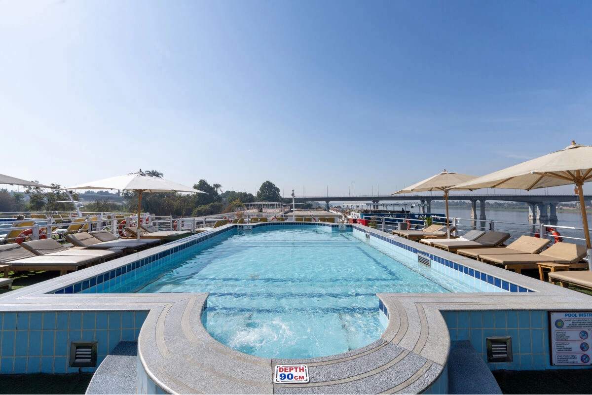 pool_1.jpg