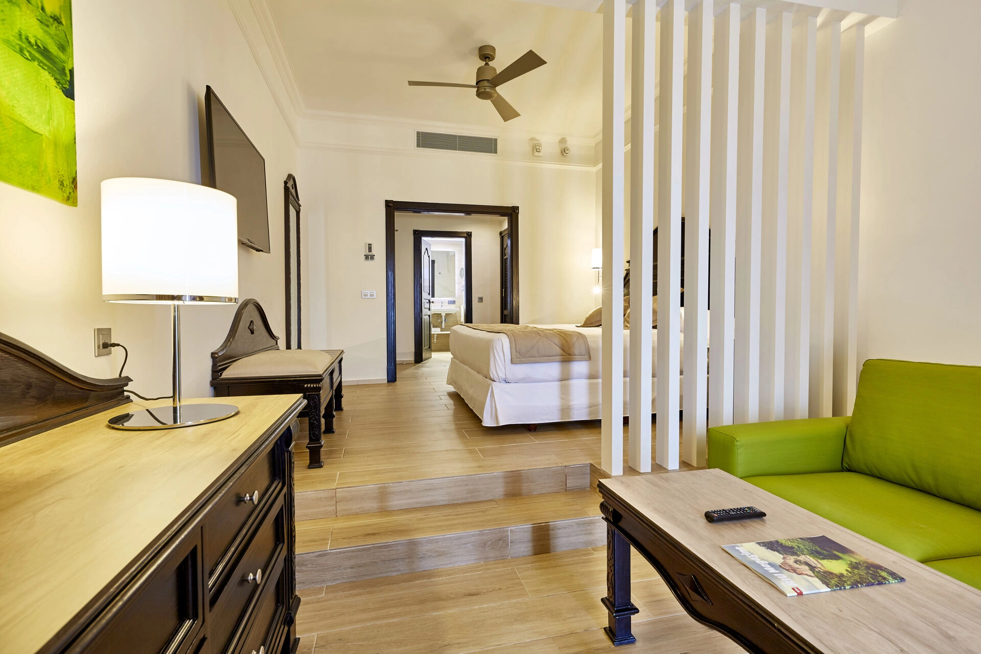 XPC_18_098_-_Junior_suite_Junior_suite_sea_view_Junior_suite_superior.jpg