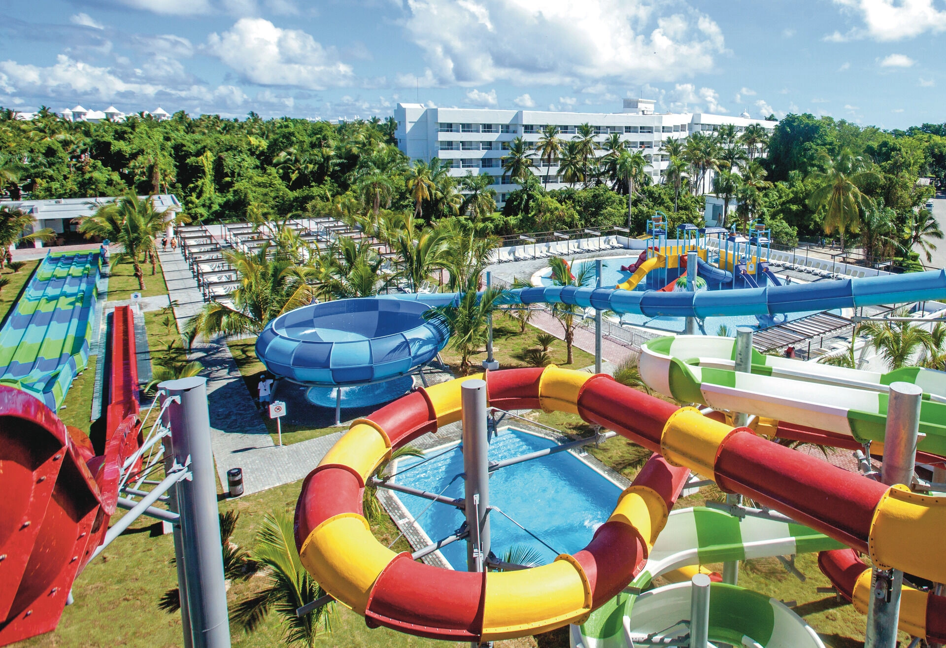 SPLASH_16_003_-_Splash_water_world_at_Riu_Resort.jpg