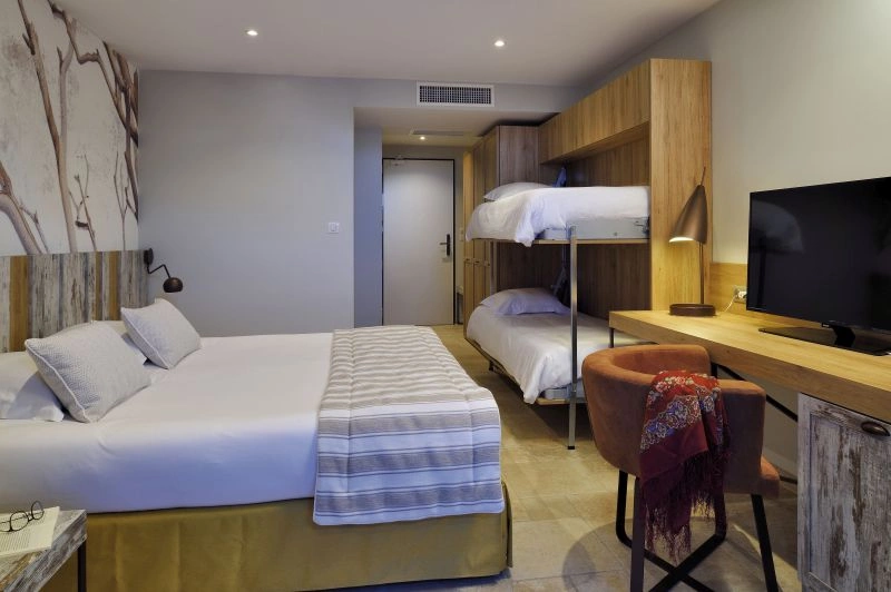 CHAMBRE_FAMILIALE_CONFORT.jpg