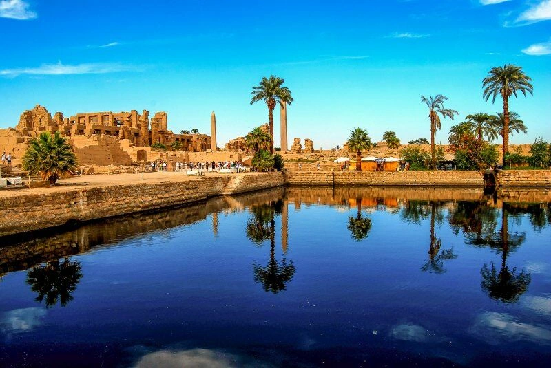 Karnak_Luxor_AdobeStock_132924547.jpg