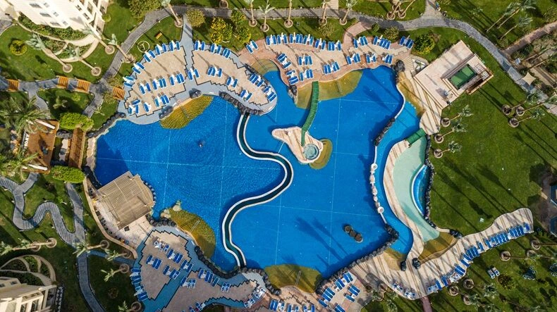 7_Pool.jpg