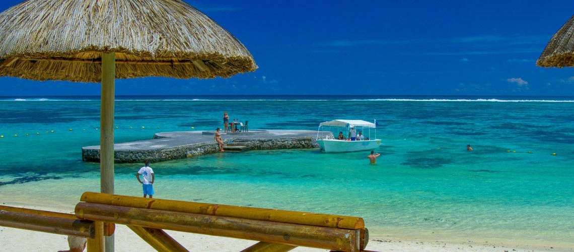 19_Plage_club_coralia_peninsula_bay_mauritius.jpg