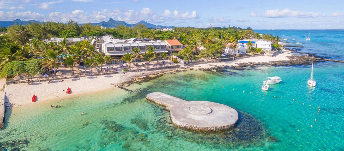 14_Aerien_club_coralia_peninsula_bay_mauritius.jpg