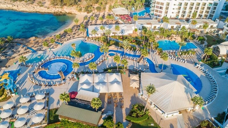 Adams Beach 5*