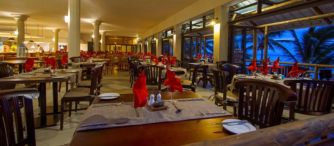 9_Restaurant_club_coralia_peninsula_bay_mauritius.jpg