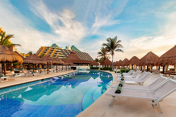 vue_897098_pgbighd.jpg