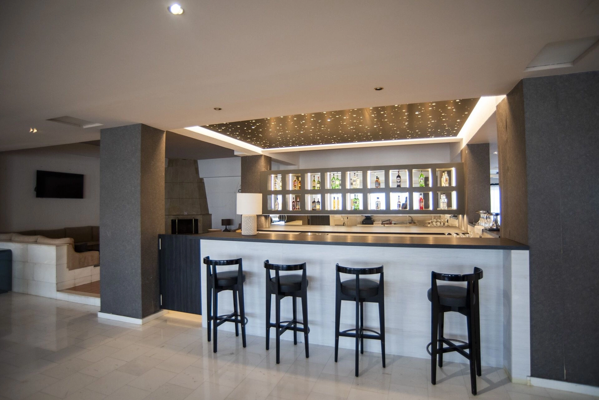 palace_gallery_hotel02.jpg