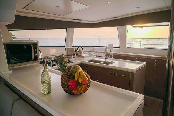 vue_623732_pgbighd.jpg