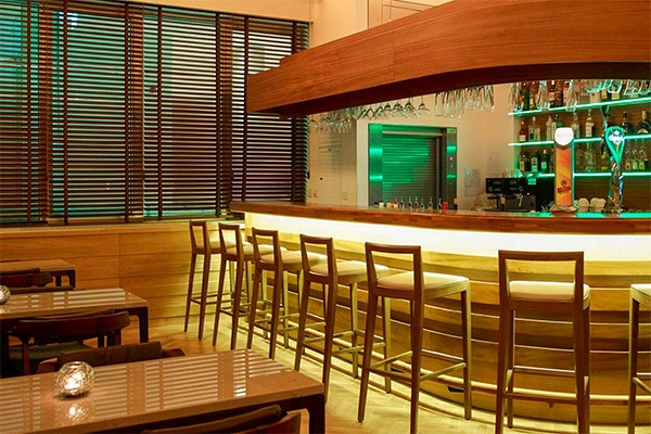 vue_897649_pgbighd.jpg