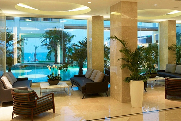 vue_897657_pgbighd.jpg