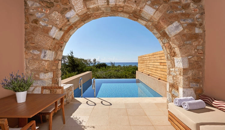 05_terrasse_Premium_Infinity_room_Sea.jpg
