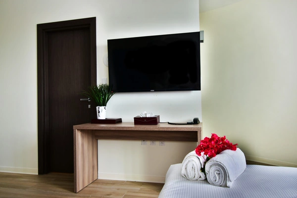 vue_777113_pgbighd.jpg
