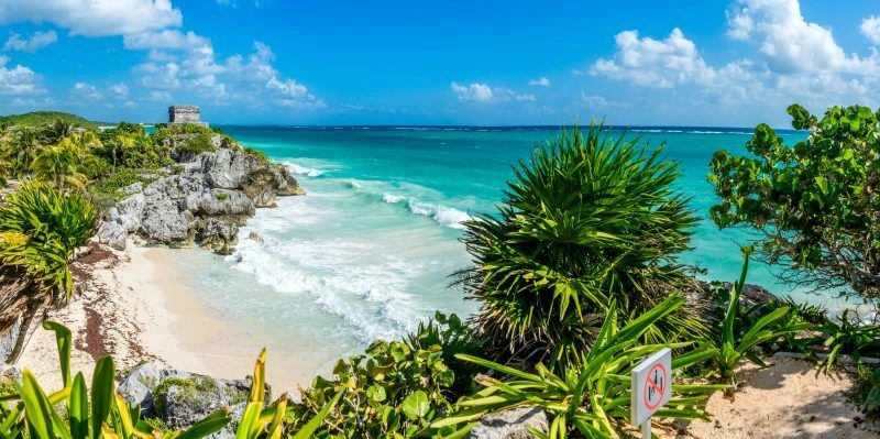 Tulum_AdobeStock_78507080.jpg