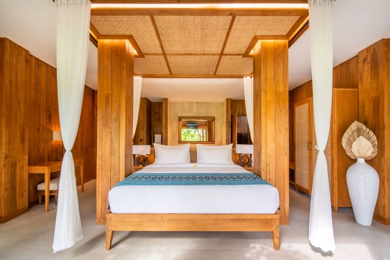 Jungle_Suite_Bedroom.jpg