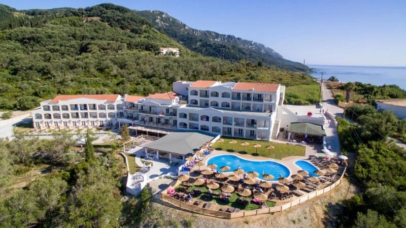 Ninos Saint Georges Palace Hôtel 4*