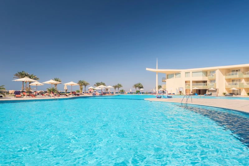 BTIR_POOL_007.jpg