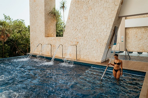 vue_905918_pgbighd.jpg