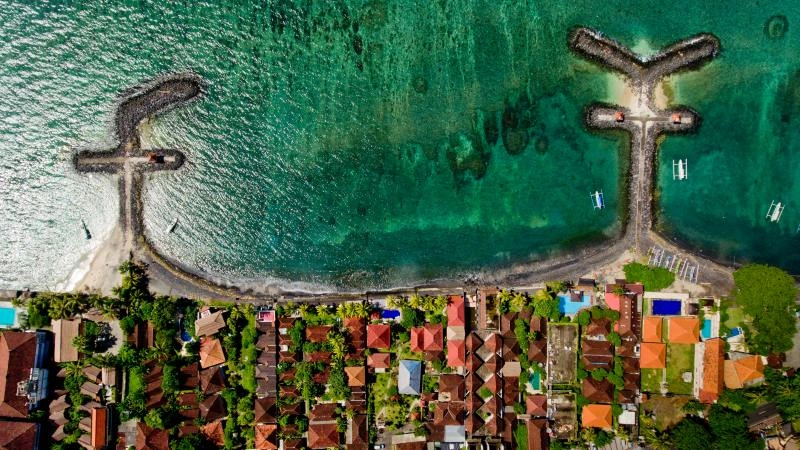 Candidasa_AdobeStock_141314331.jpg