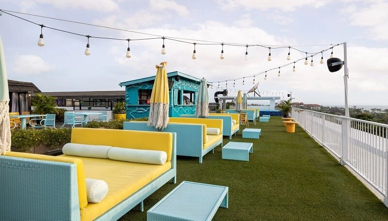 Rooftop_Azur_2.jpg
