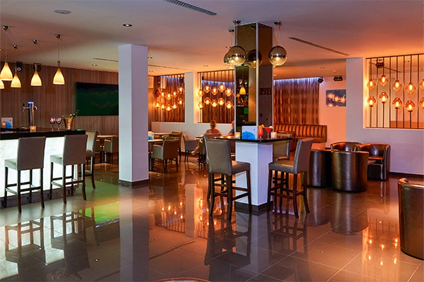 vue_864986_pgbighd.jpg