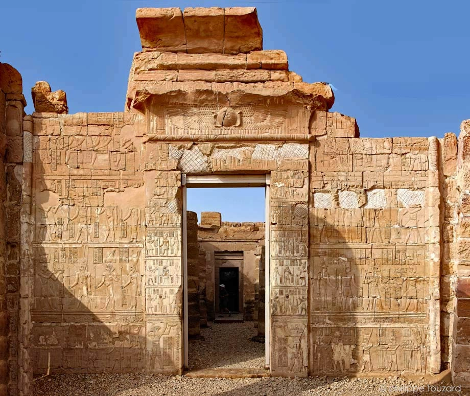 facade_temple_del_haggar.jpg