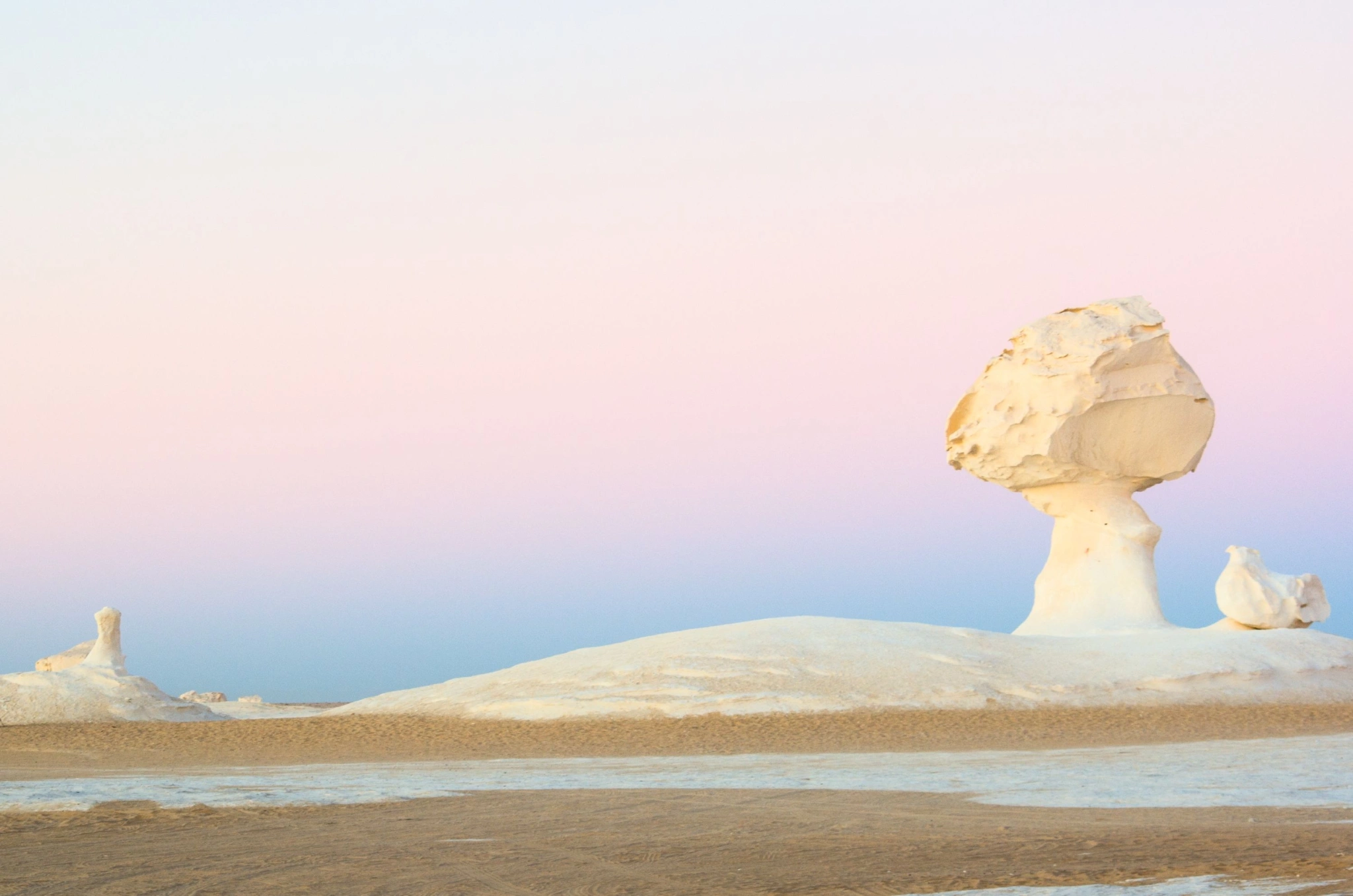 bahariya_oasis,_egypt_1.jpg