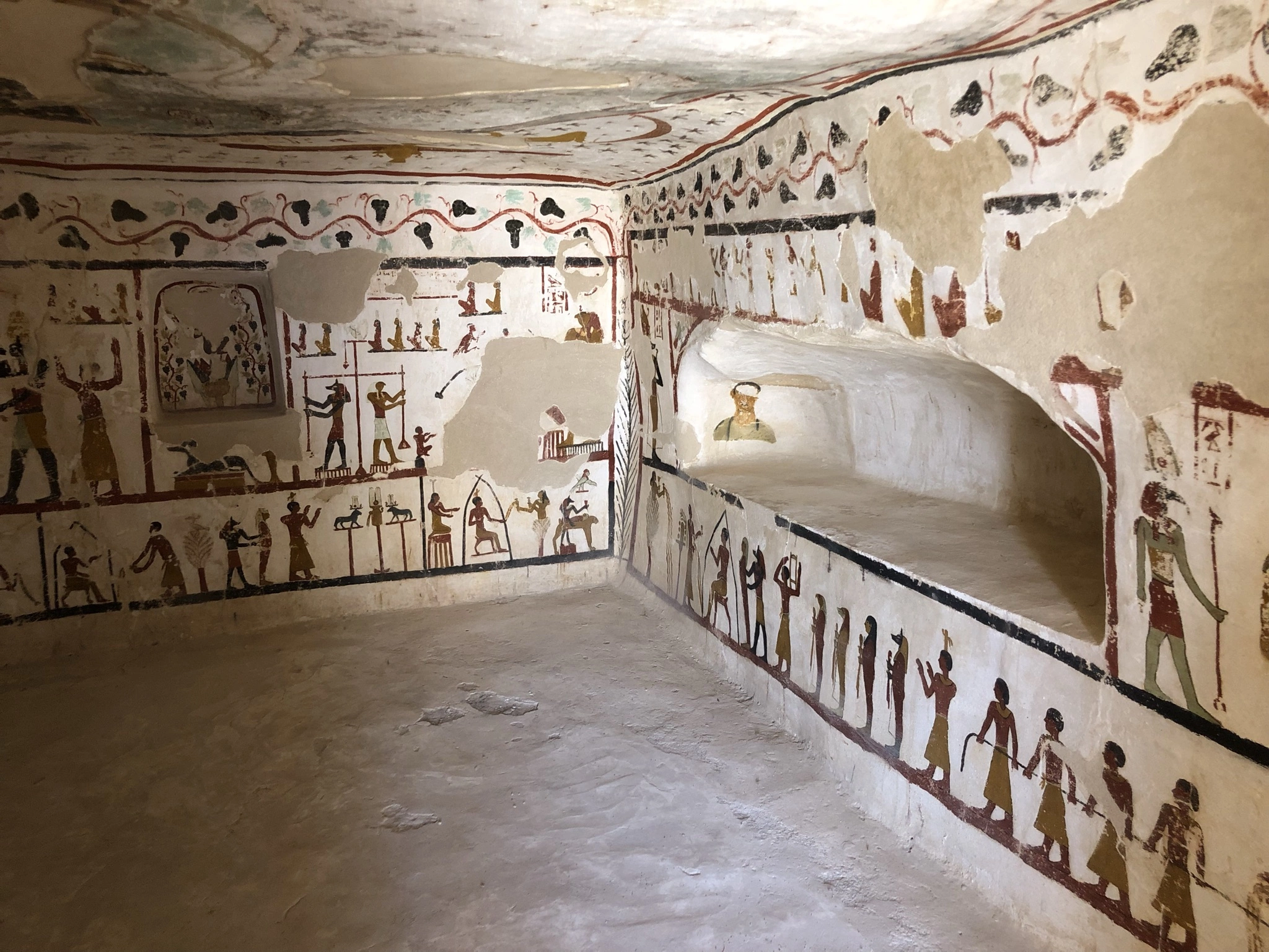 el_mozawaka_tombs_and_around_57.jpg