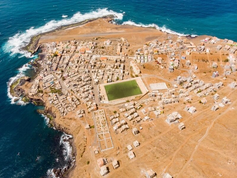 Circuit Découverte 3 îles: Santiago, So Vicente, Santo Anto - Supérieur - De Praia A Mindelo